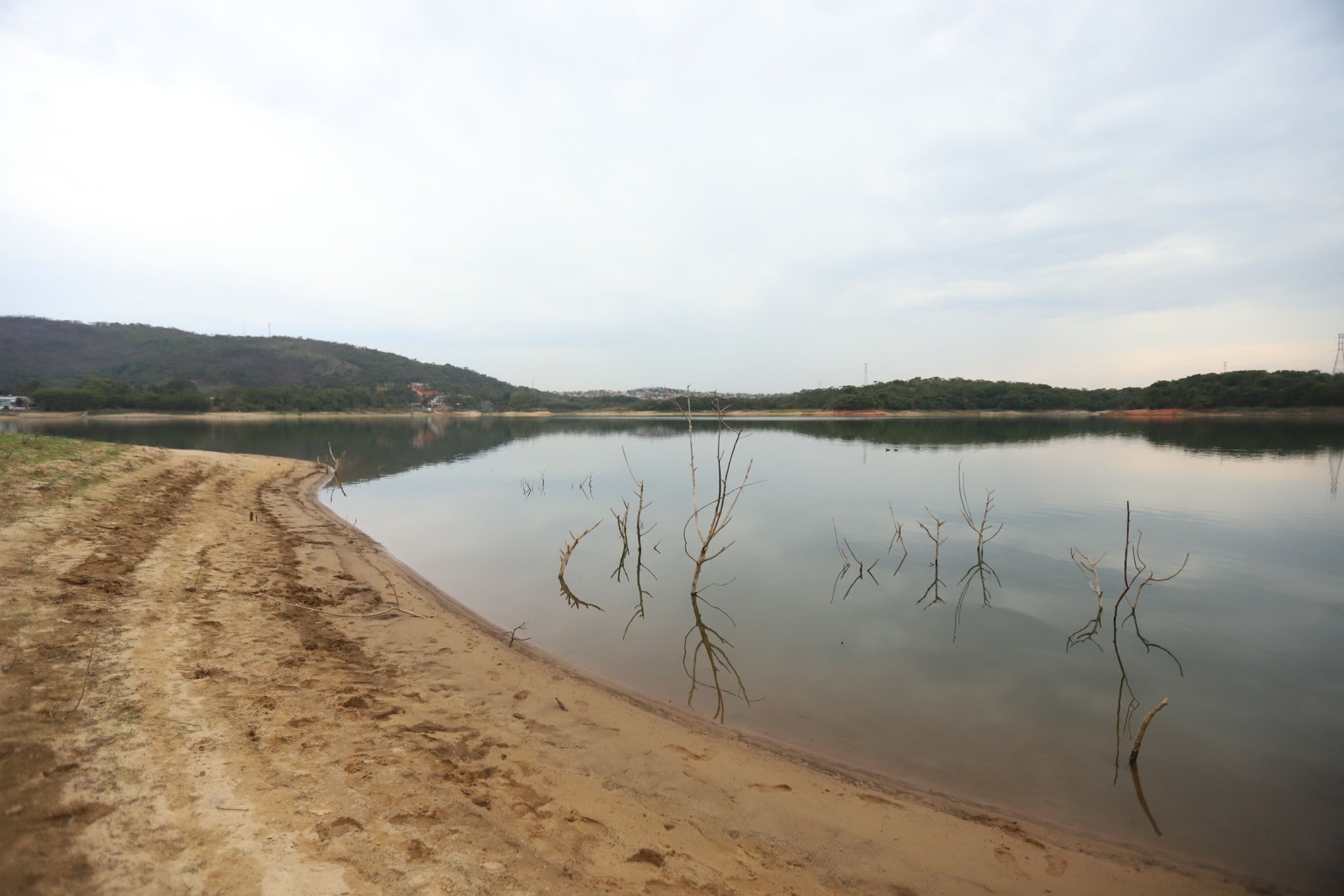 Represa Vargem das Flores, que abrange Betim e Contagem, é um dos principais reservatórios que abastecem a Grande BH, juntamente com com Rio Manso (Brumadinho) e Serra Azul (Juatuba)