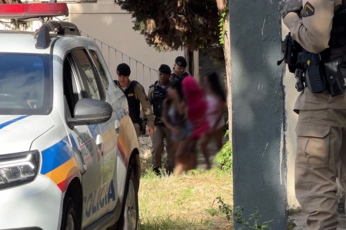 Ação contou com seis agentes, duas viaturas e duas motocicletas da Polícia Militar