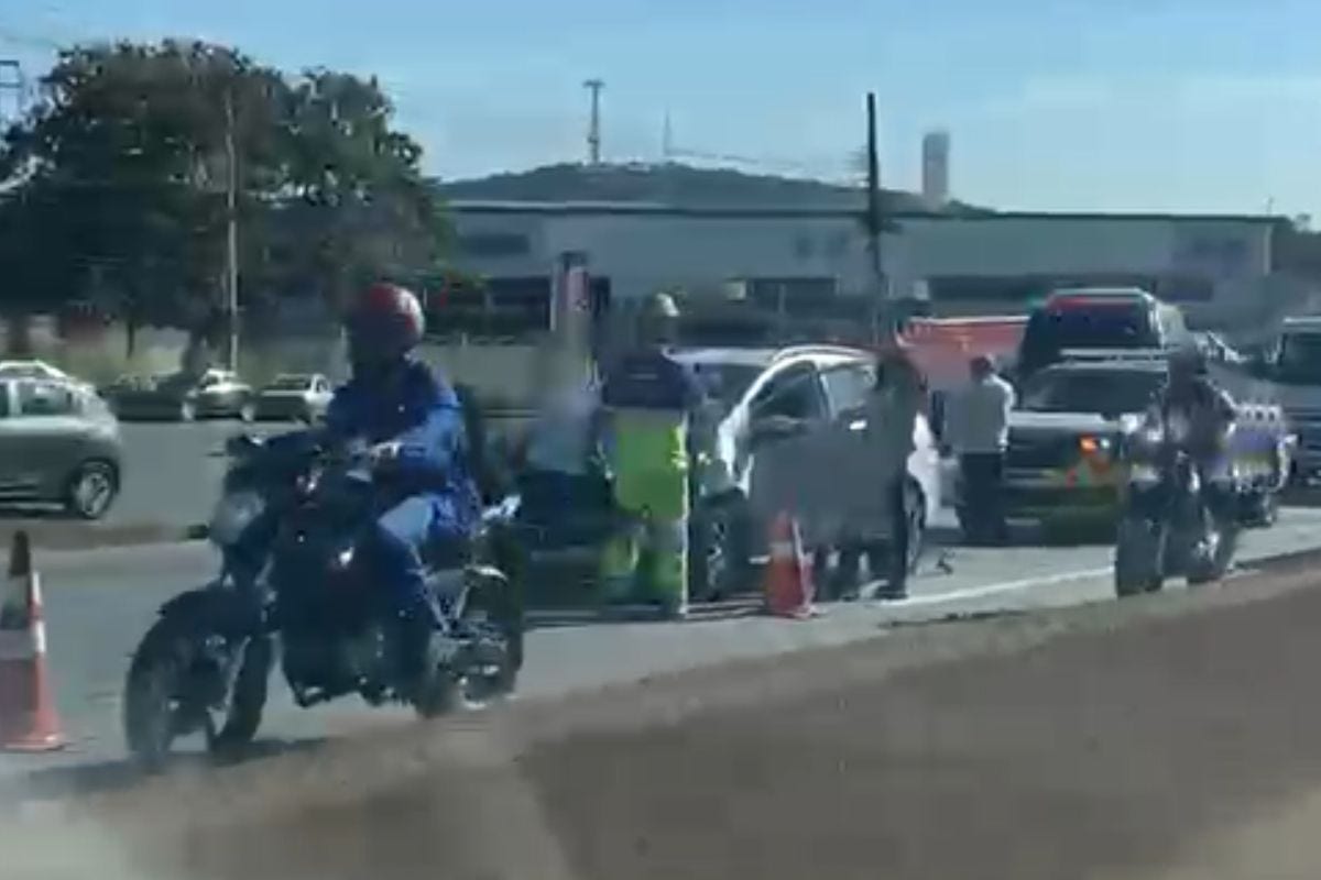 Acidente ocorreu no KM 485,3 da Rodovia Fernão Dias, sentido Belo Horizonte, perto da Iveco