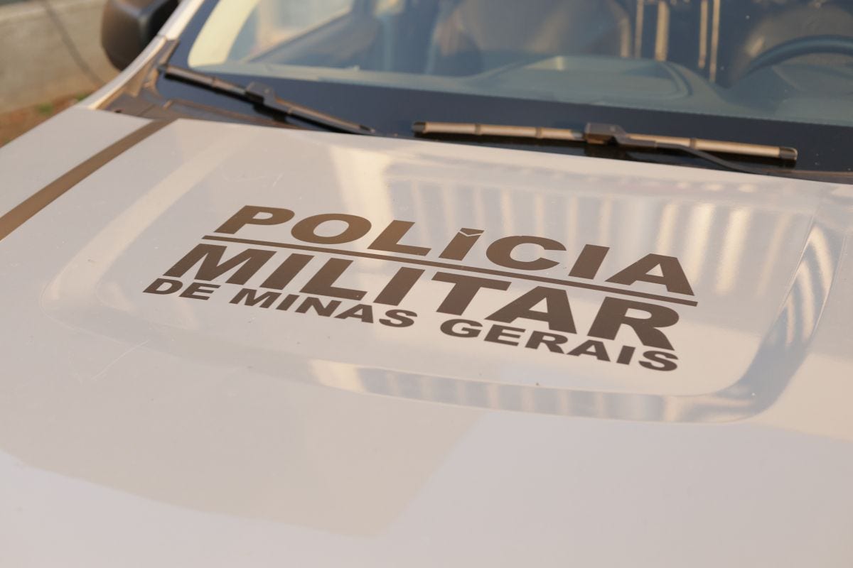 Polícia Militar foi acionada por volta das 21h para atender a ocorrência na rua Rio Branco