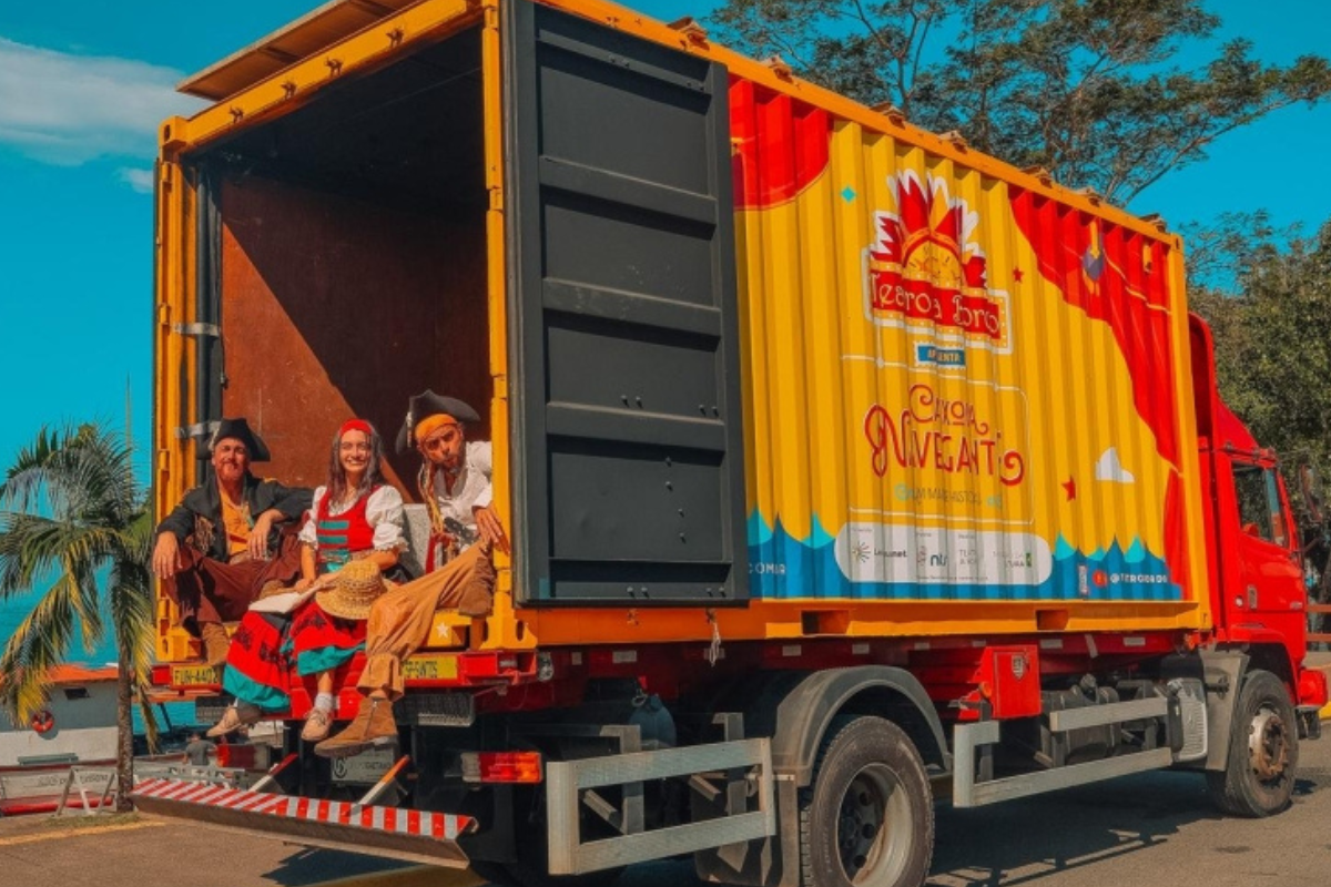 Ação terá apresentação da peça “A Viagem do Capitão Chuá Chuá”, dirigida por Douglas Zanovelli e encenada por Cristiano Russo, Izabelle Ferreira e Renato Antônio