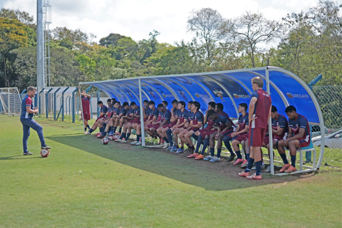 Elenco betinense conta com a presença de jogadores que defenderam as cores do clube no Brasileiro Série D e no Mineiro