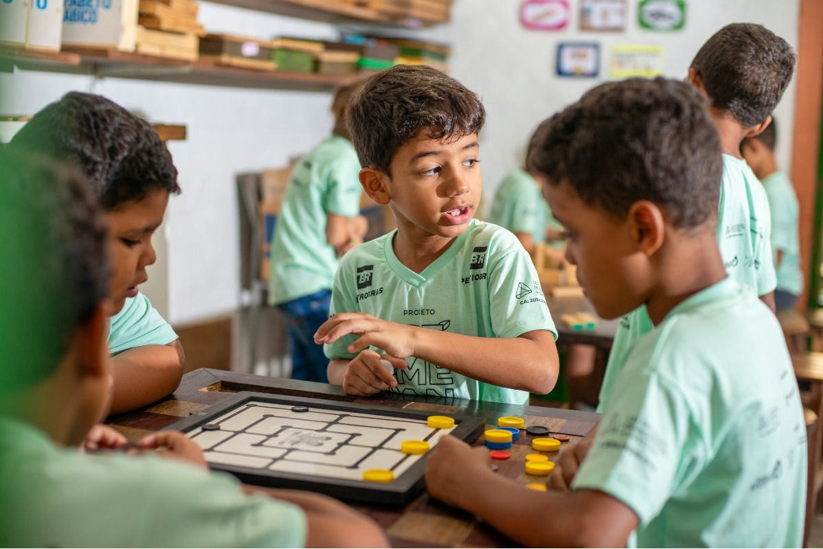 No novo espaço, serão oferecidas oficinas de arte-educação como pintura, cerâmica, tecelagem, musicalização, culinária, brincadeiras e contação de histórias, além de acompanhamento psicossocial para as crianças e suas famílias