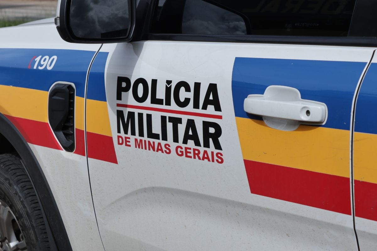 Polícia Militar contou que causa da agressão teria sido a permanência de um cão de rua no recinto