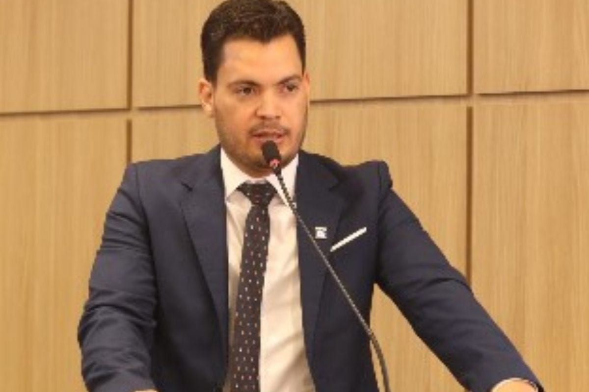Layon Silva, vereador que propôs o projeto de lei em Betim 