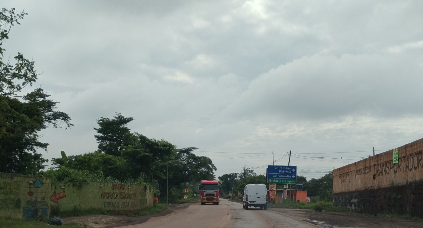 Rodovia é considerada estratégica para a mobilidade regional, por concentrar tráfego de veículos ligados à mineração e à agricultura, além de turistas que seguem para o Instituto Inhotim