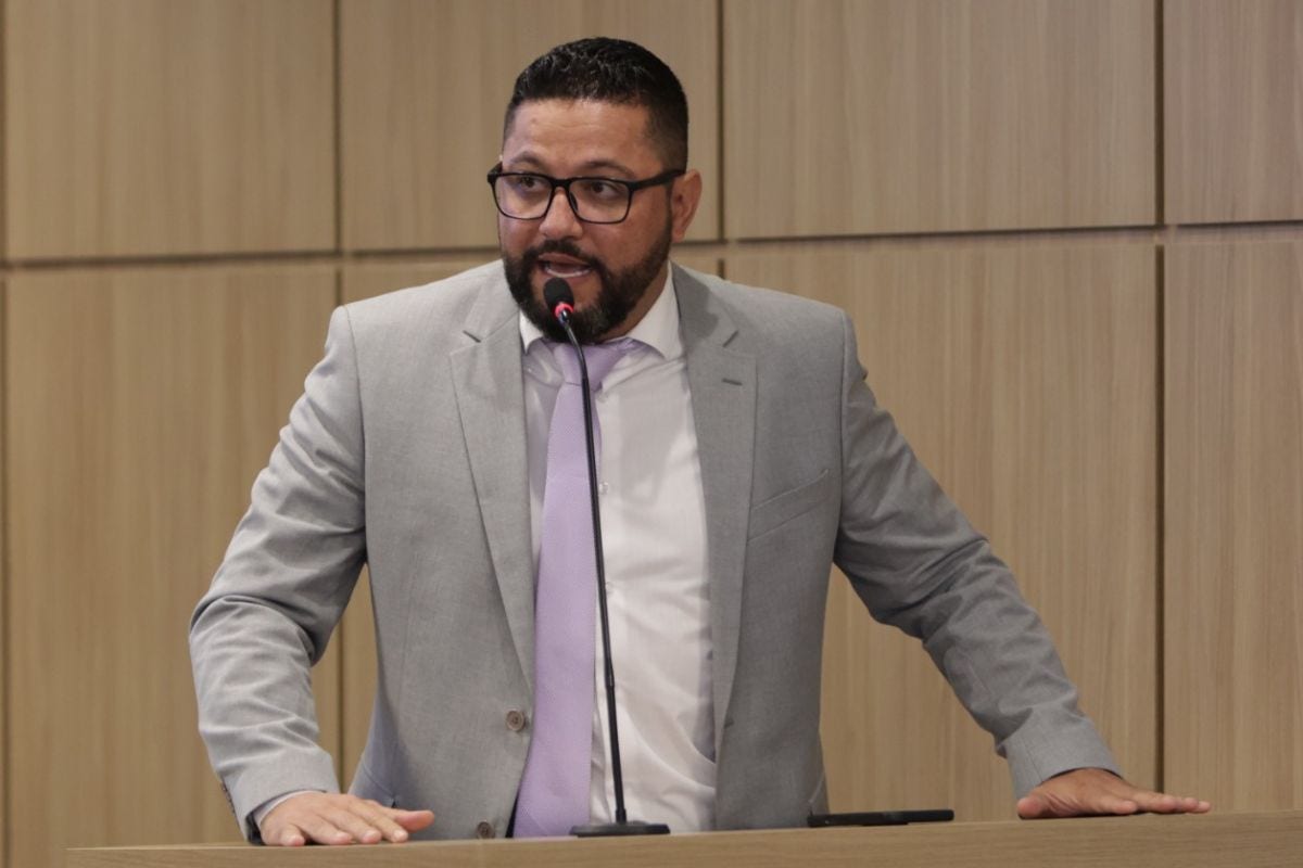 Comissão especial é presidida pelo vereador Alexandre da Paz (MDB)