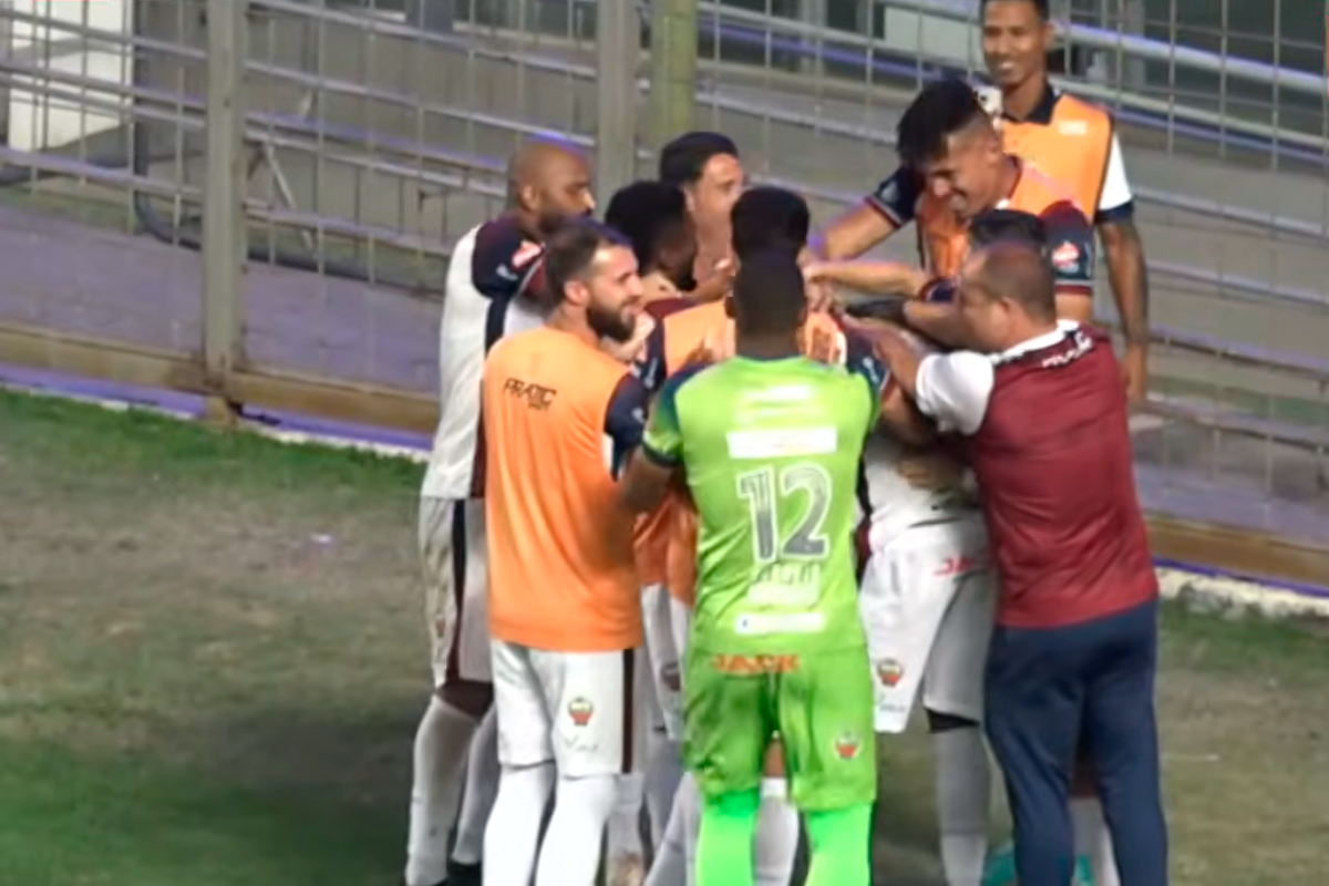 Confronto de ida entre Betim Futebol e CSA aconteceu no último sábado (4/7), na Arena Independência, em Belo Horizonte