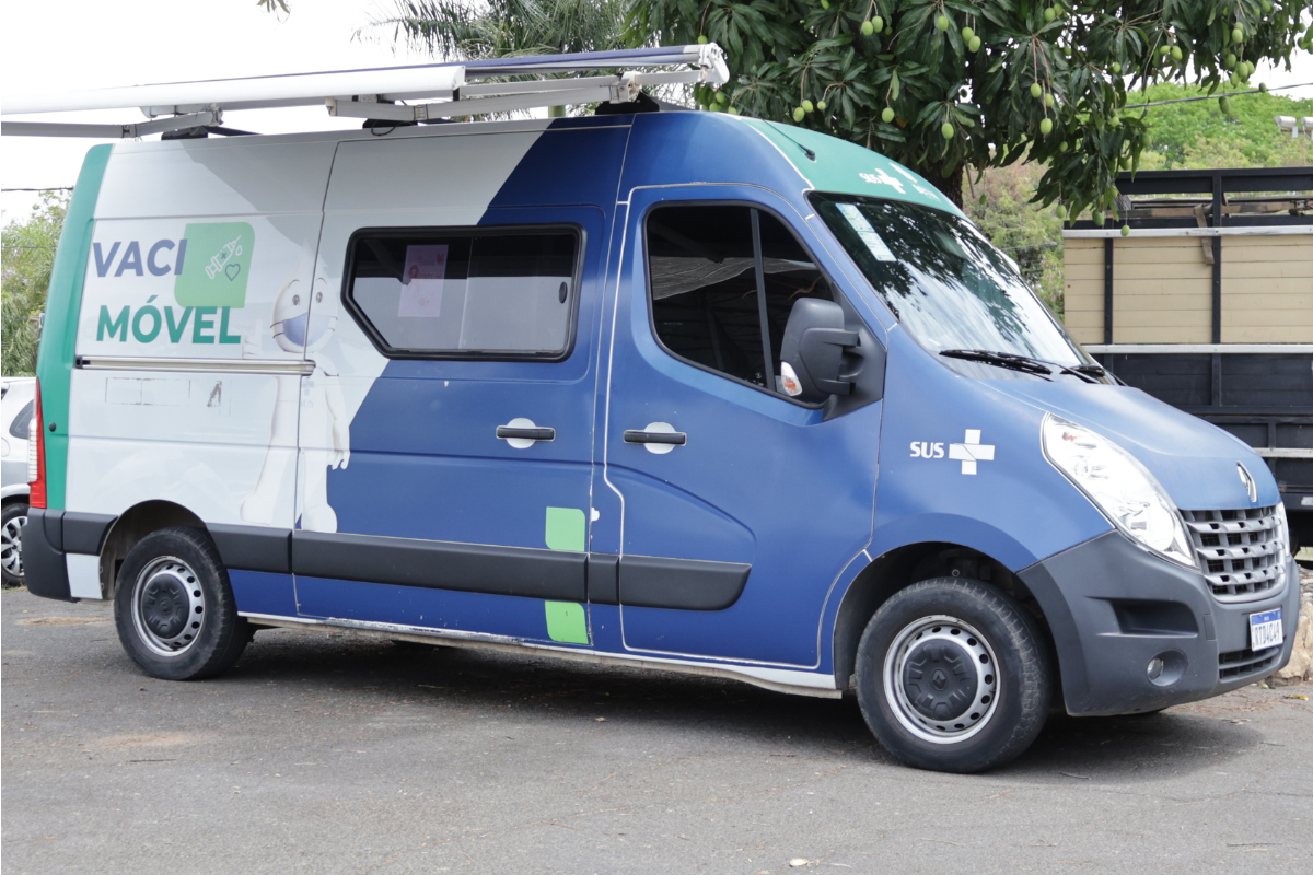 Unidade móvel vai ofertar vacinas de rotina, incluindo da Covid-19, além de intensificar vacinação contra sarampo e febre amarela