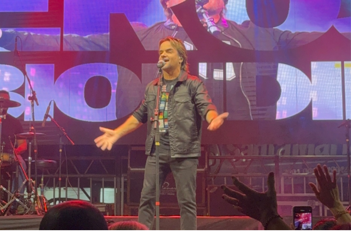 Eros Biondini é conhecido nacionalmente pelo trabalho de evangelização por meio da música; sua apresentação está marcada para 15h