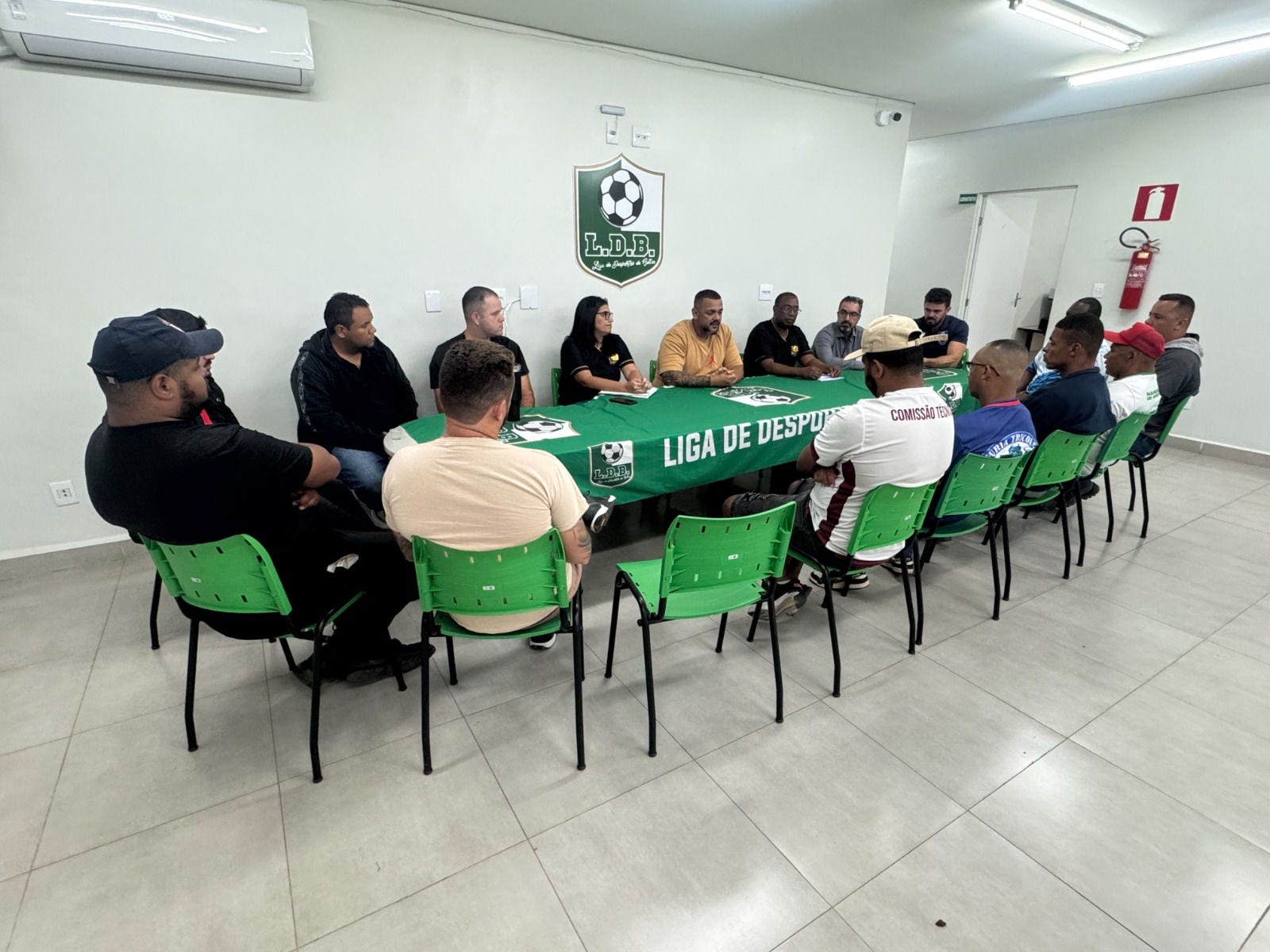 Reunião foi realizada nesta quarta-feira (9)