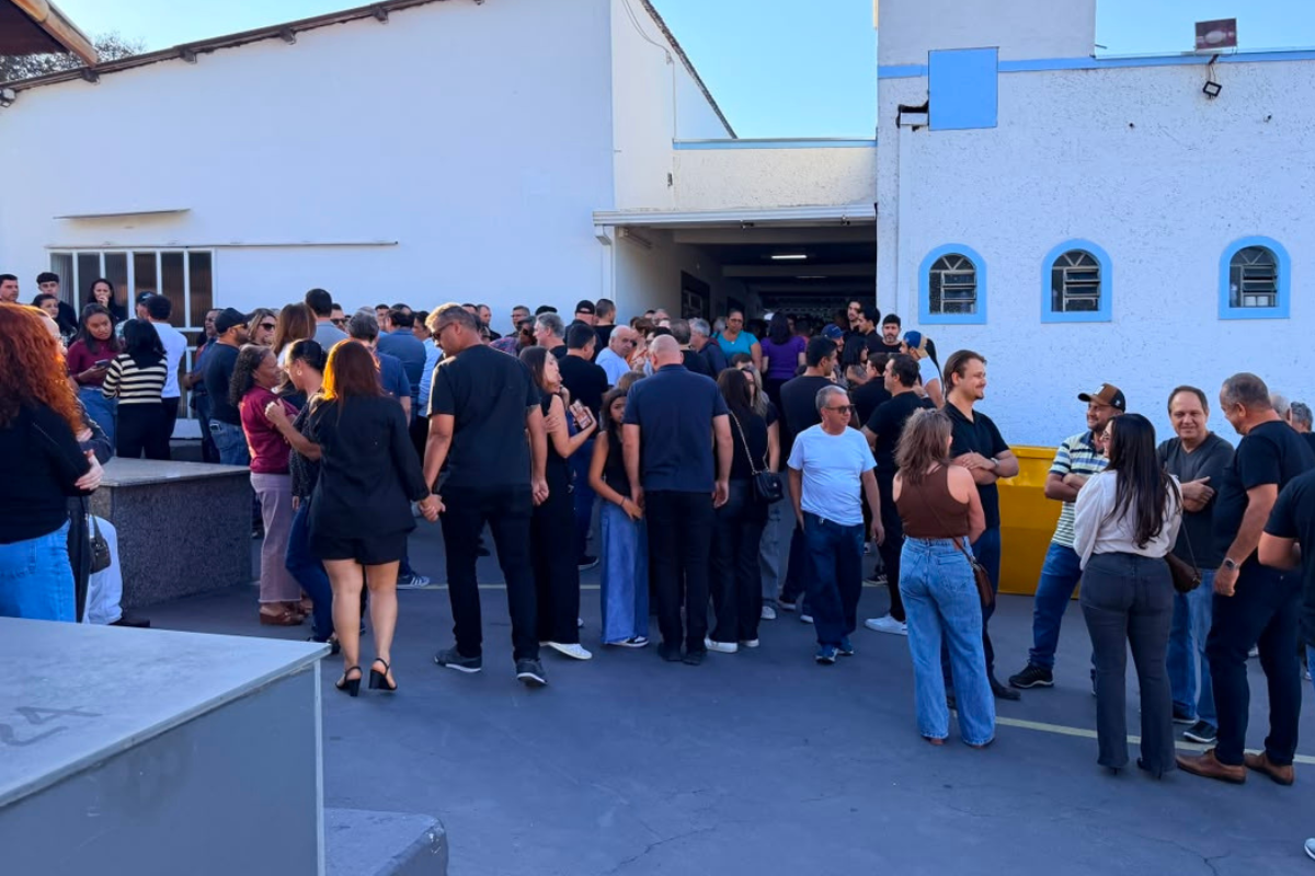 Lapinha foi velado e sepultado no Cemitério Paroquial Nossa Senhora do Carmo, no Centro