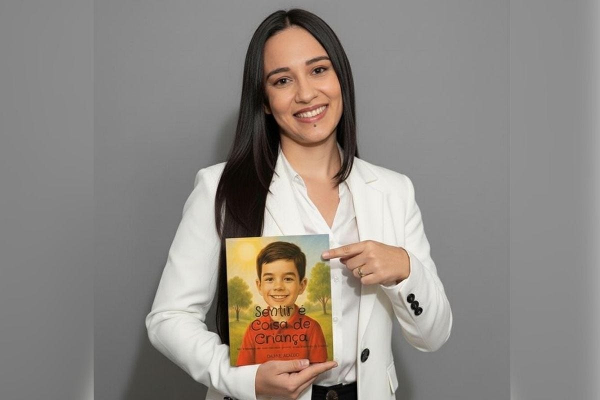 Daiane Araújo, escritora e estudante de pedagogia