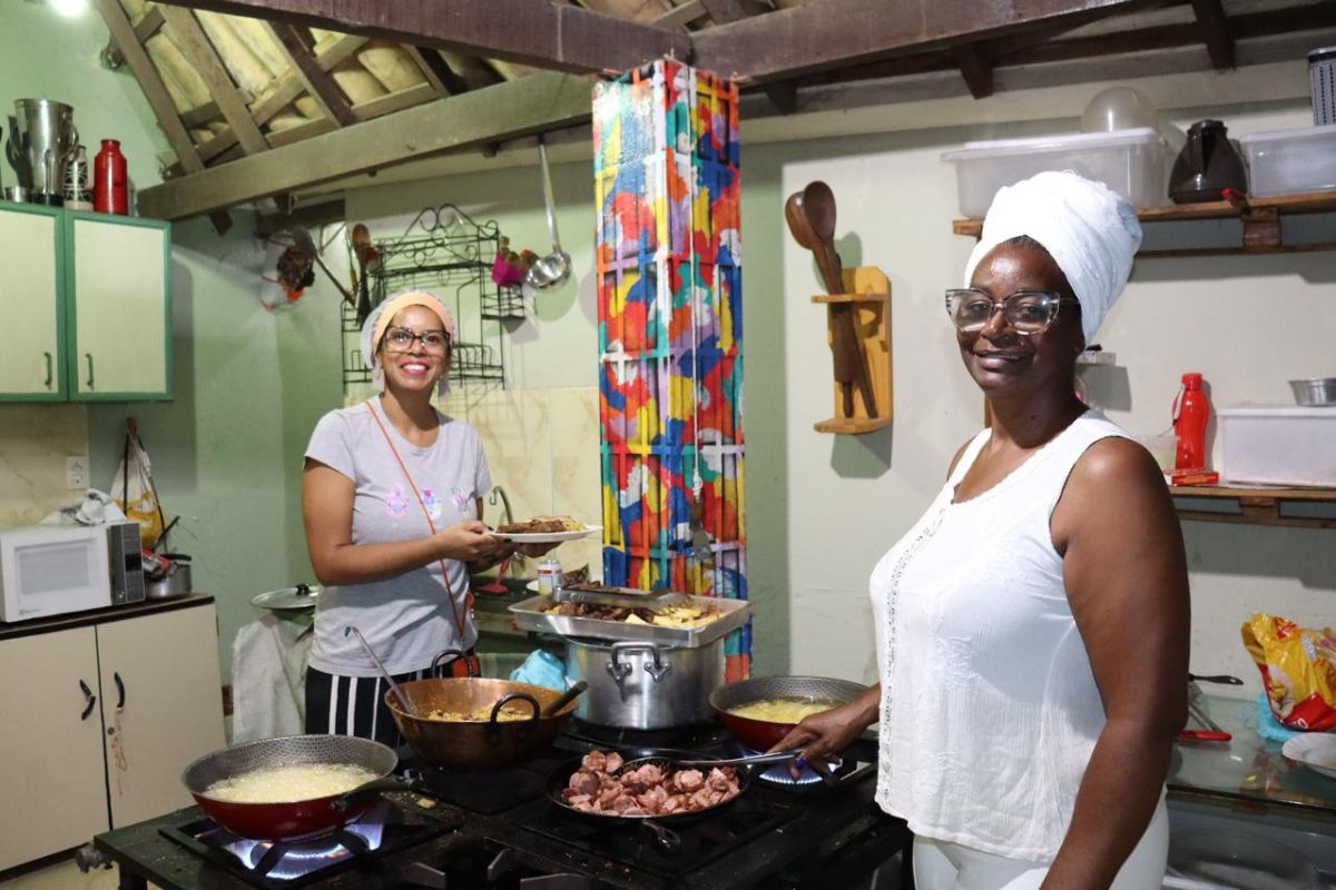 Prato desta edição foi o “Feijão da Chef” feito com arroz, batata palha, feijão branco, frango, linguiça e bacon