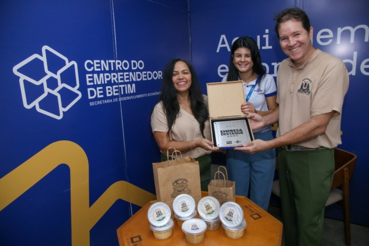 Christiane e o marido, Daniel, receberam condecoração