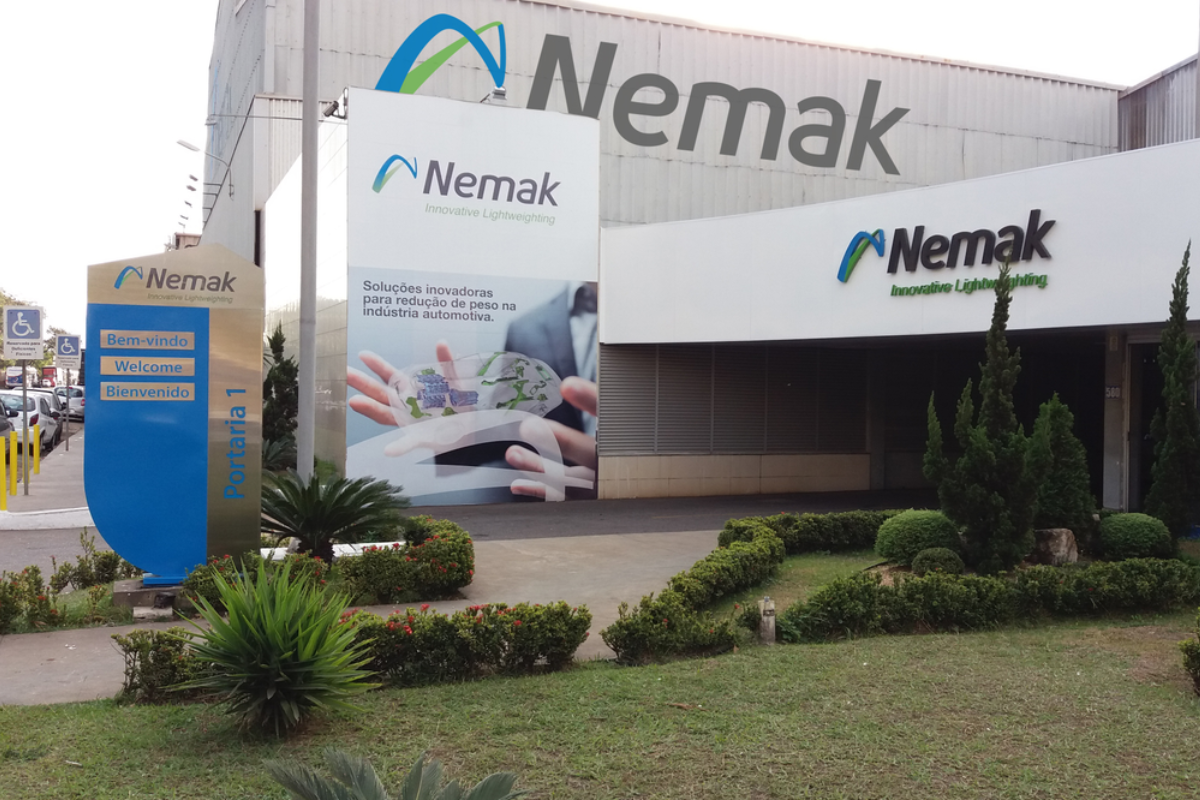 Empresa fica localizada no Distrito Industrial Paulo Camilo, em Betim