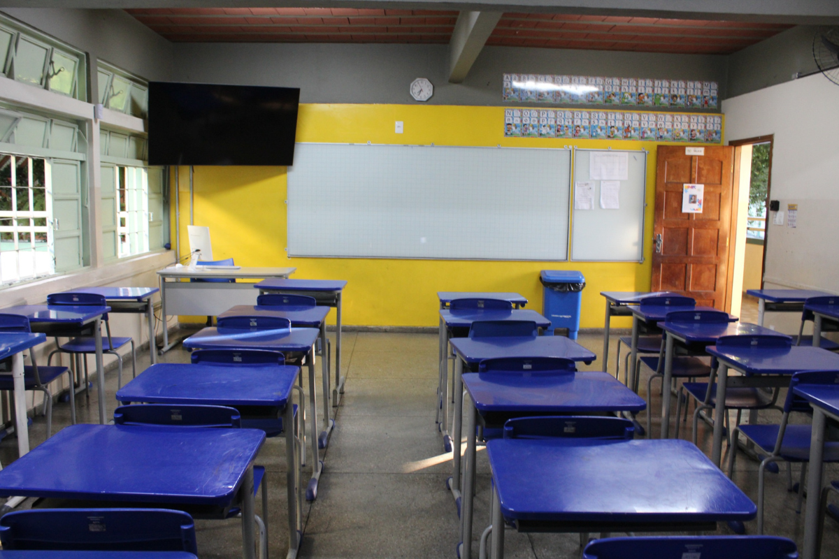 Função é voltada ao atendimento e à inclusão de estudantes atípicos nas escolas públicas de Betim