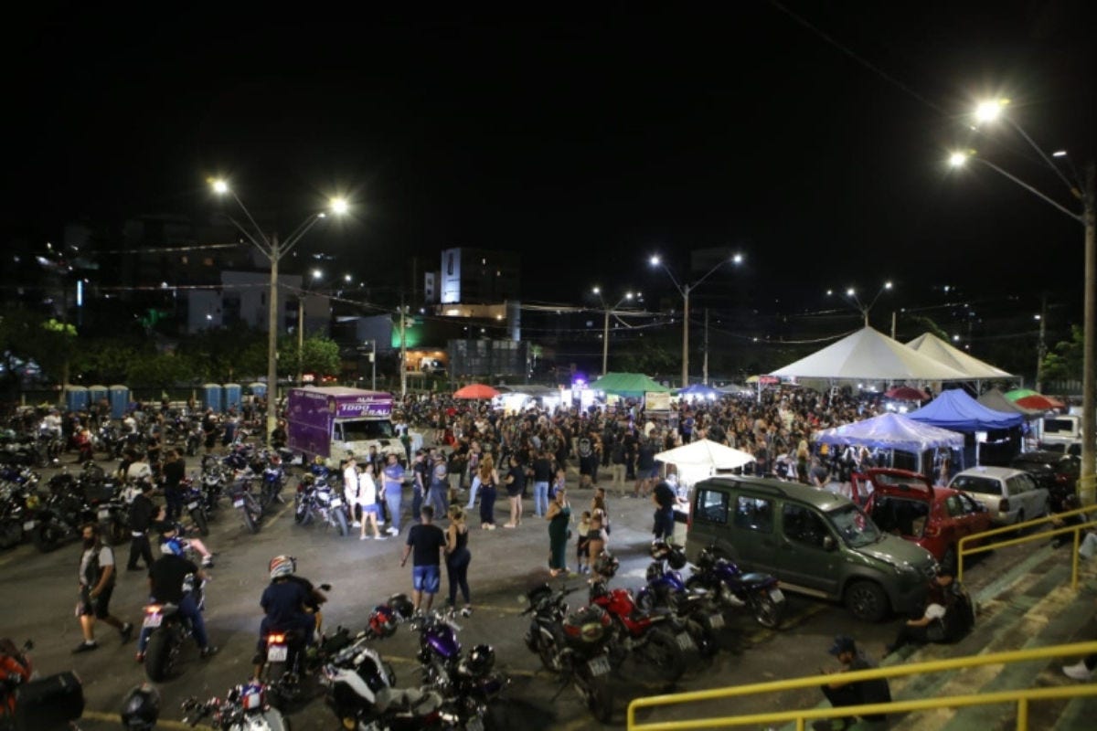 Além de reunir motocicletas variadas, evento conta com food trucks e beer trucks
