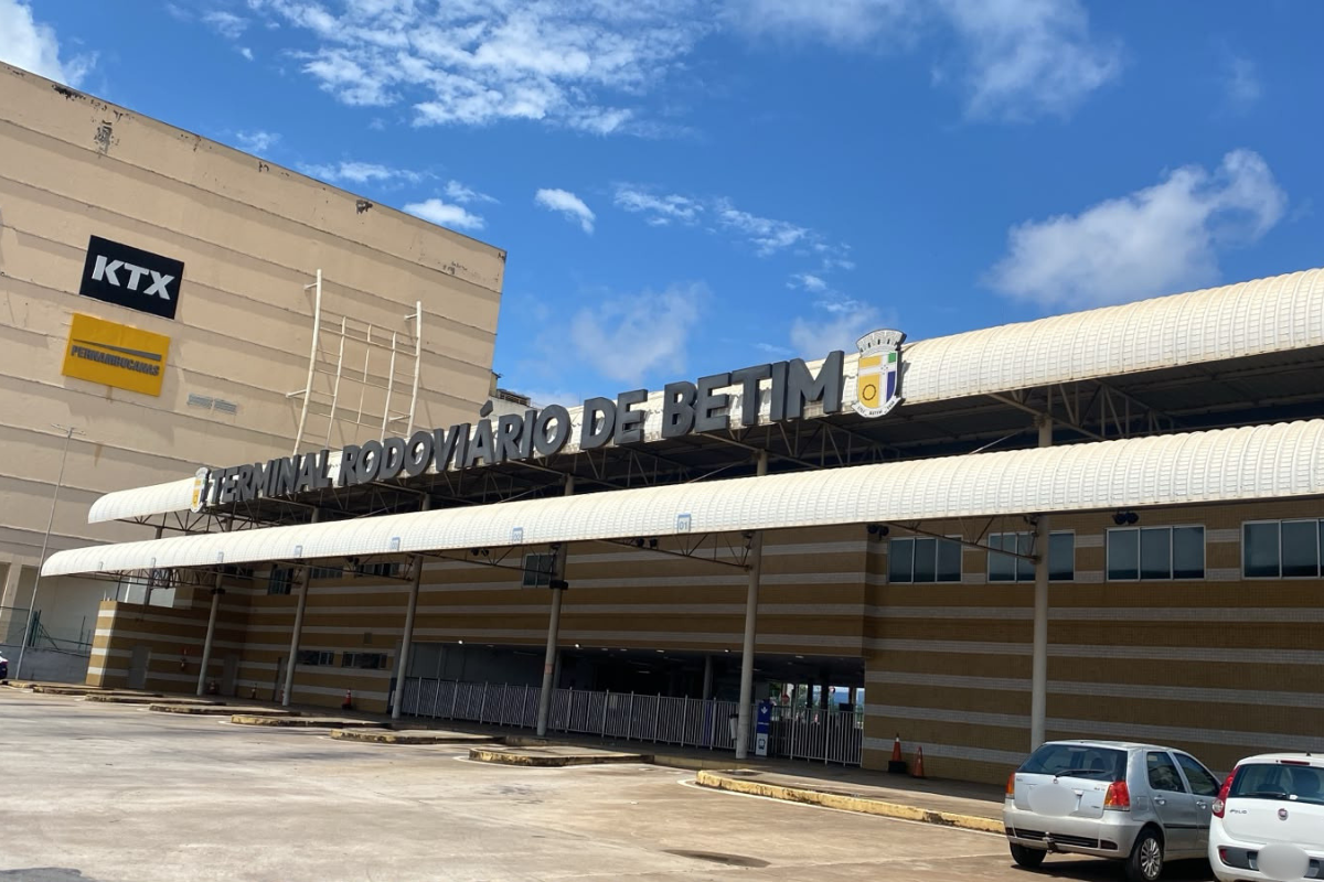 Cemig informou que realizou o serviço de recomposição da rede elétrica danificada pelo acidente