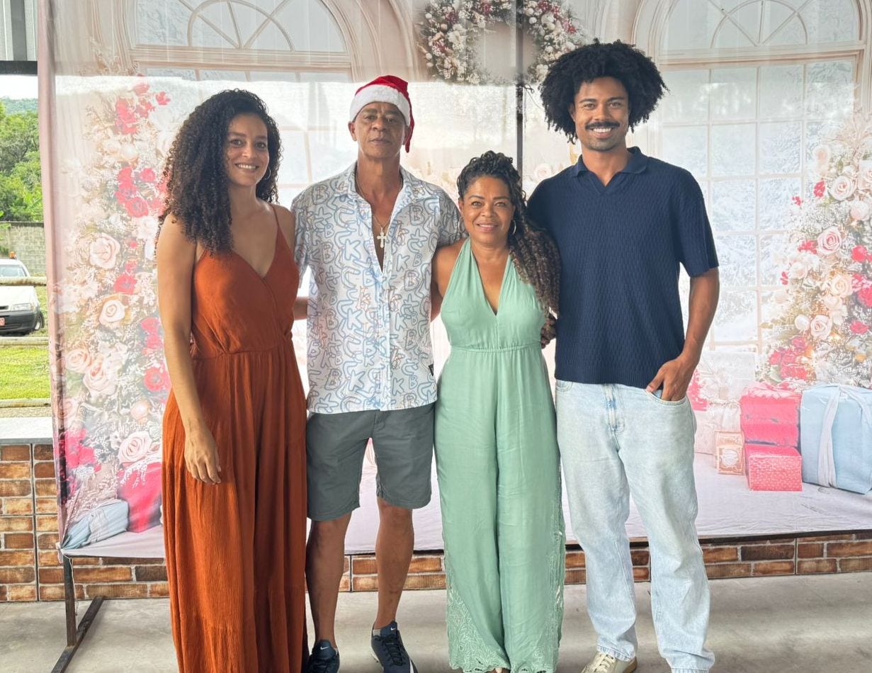 Família de Breno continua morando em Betim, mas ele e a irmã vivem há dez anos em Florianópolis (Santa Catarina)