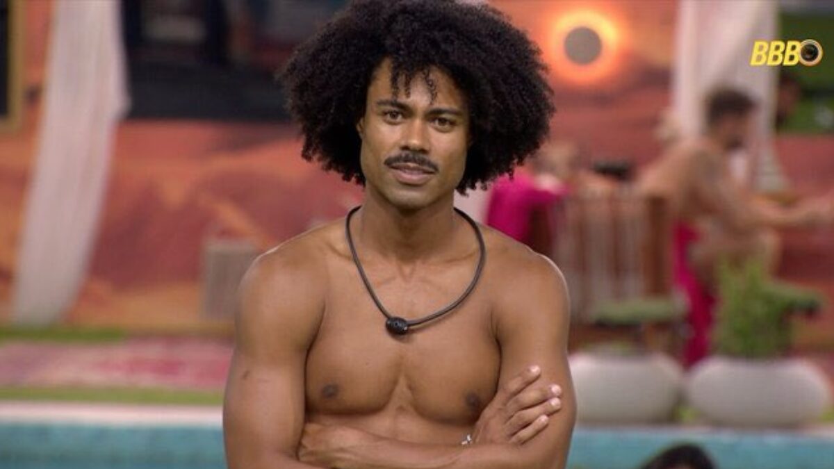 Breno comentou que o fato de Ana Paula não ter filhos é um 'livramento'