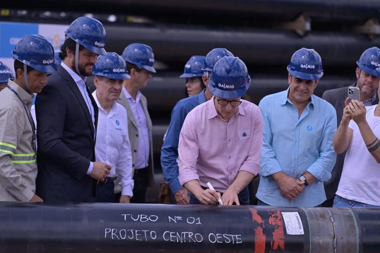 Governador Romeu participou do momento simbólico de solda do primeiro tubo da construção