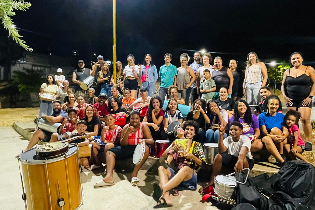 Objetivo é reunir alunos, a partir de 6 anos, para as formações em dança e musicalização gratuitamente na praça