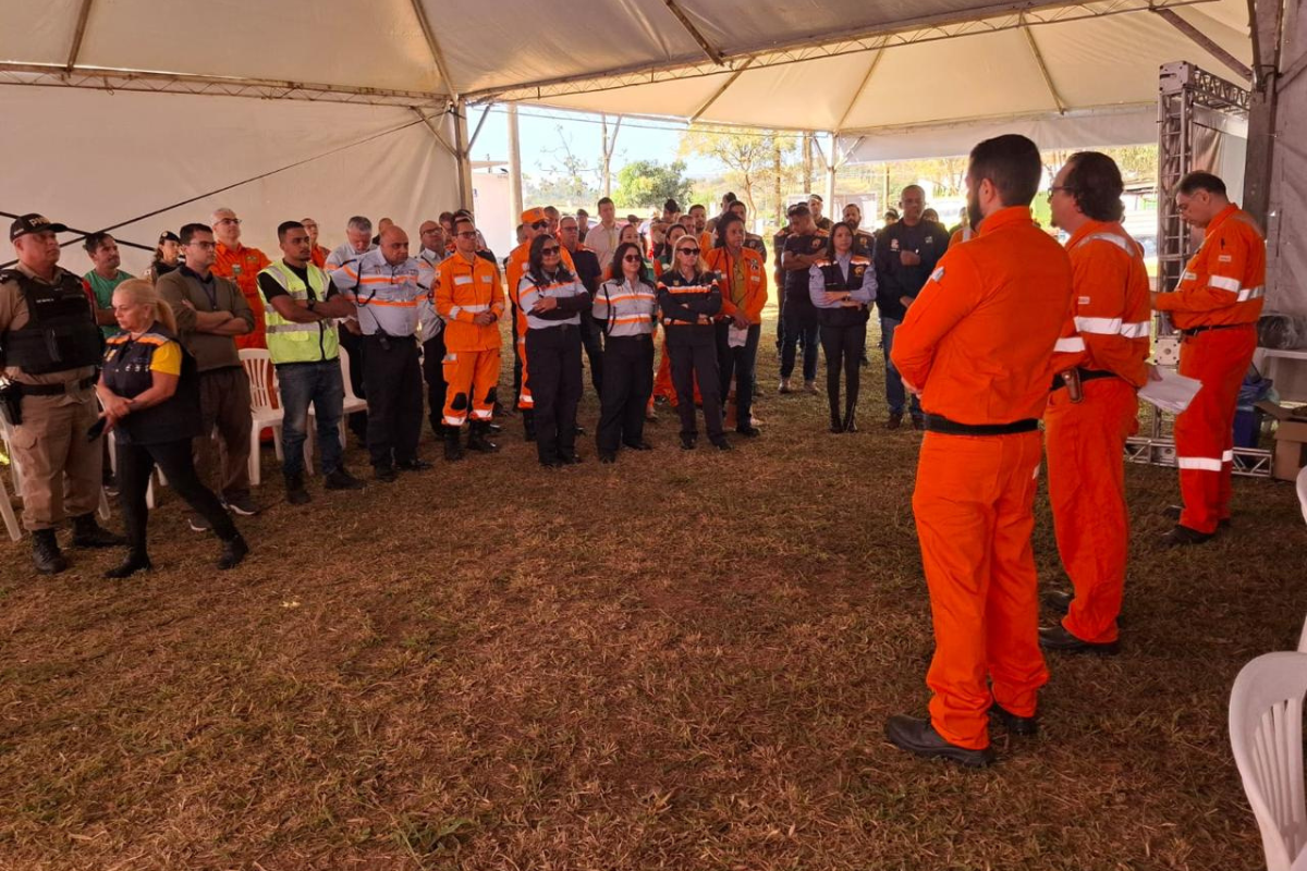 Planejamento com a participação de entidades de apoio, incluindo a Polícia Militar, o Corpo de Bombeiros, a Defesa Civil e a equipe de controle de trânsito