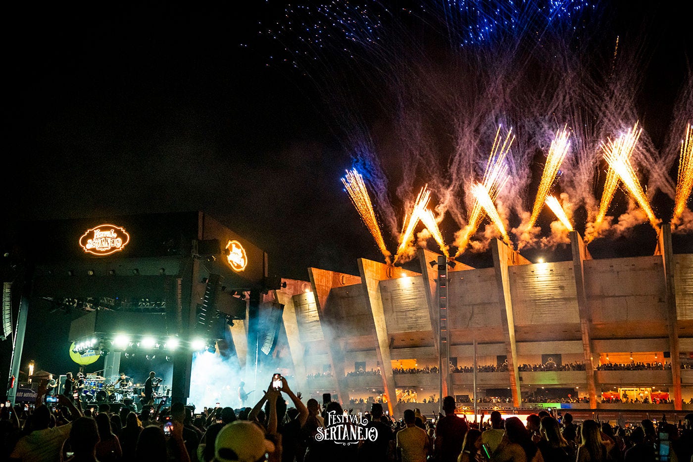 Festival Brasil Sertanejo apresenta grandes nomes da música 