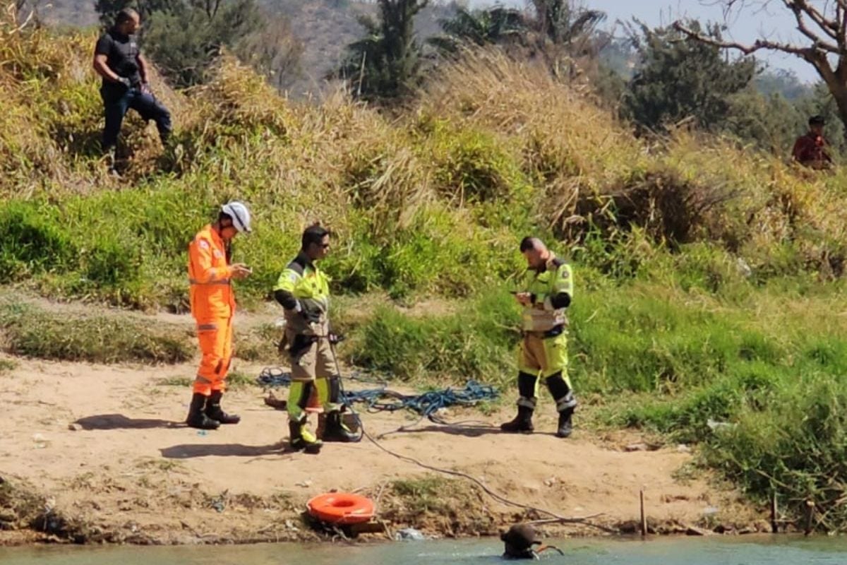 familiares relatarem que a vítima entrou na parte rasa da lagoa e não foi mais vista