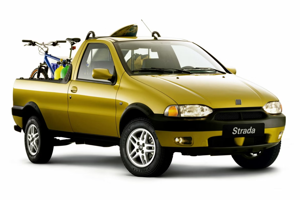Fiat Strada chegou ao mercado em 1998 dando início a uma revolução no segmento