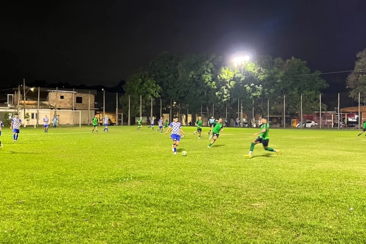 Na Colônia SAnta Isabel, o Real Paquetá goleou o Caxias por 6 a 1
