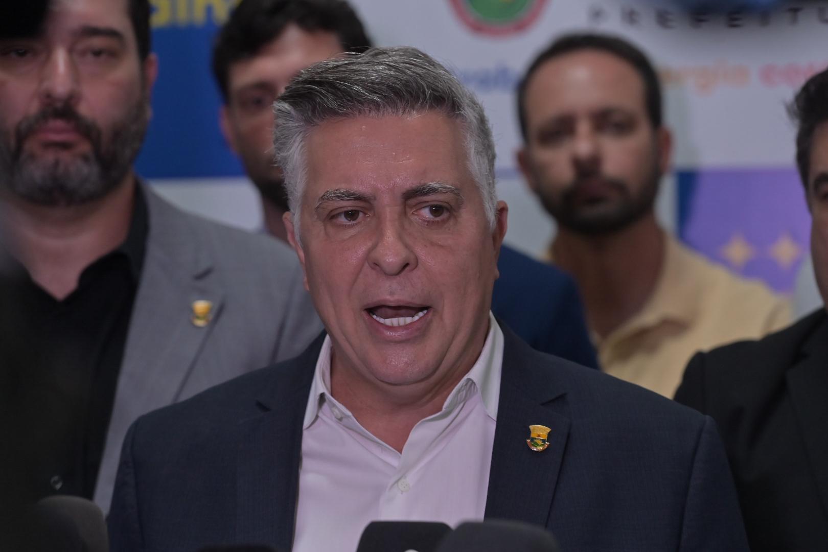 Damião reage ao projeto de Zema de privatização da Copasa: “Se qu