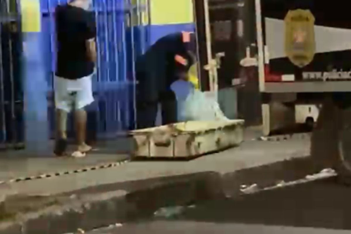 Parente da vítima fatal contou aos militares que o jovem era usuário de drogas e já havia sido preso
