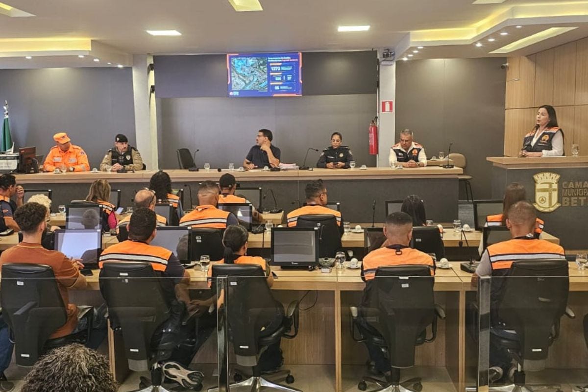 Plano de Contingência para o Enfrentamento do Período Chuvoso 2026/2027 foi apresentado em audiência pública na Câmara Municipal, nesta quarta (14)