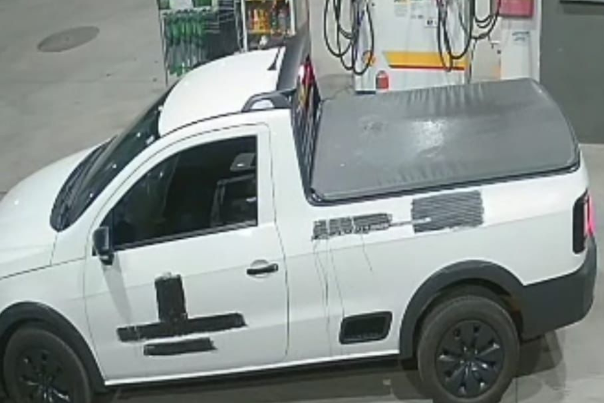 Caminhonete usada no crime foi adulterada para não ser identificada