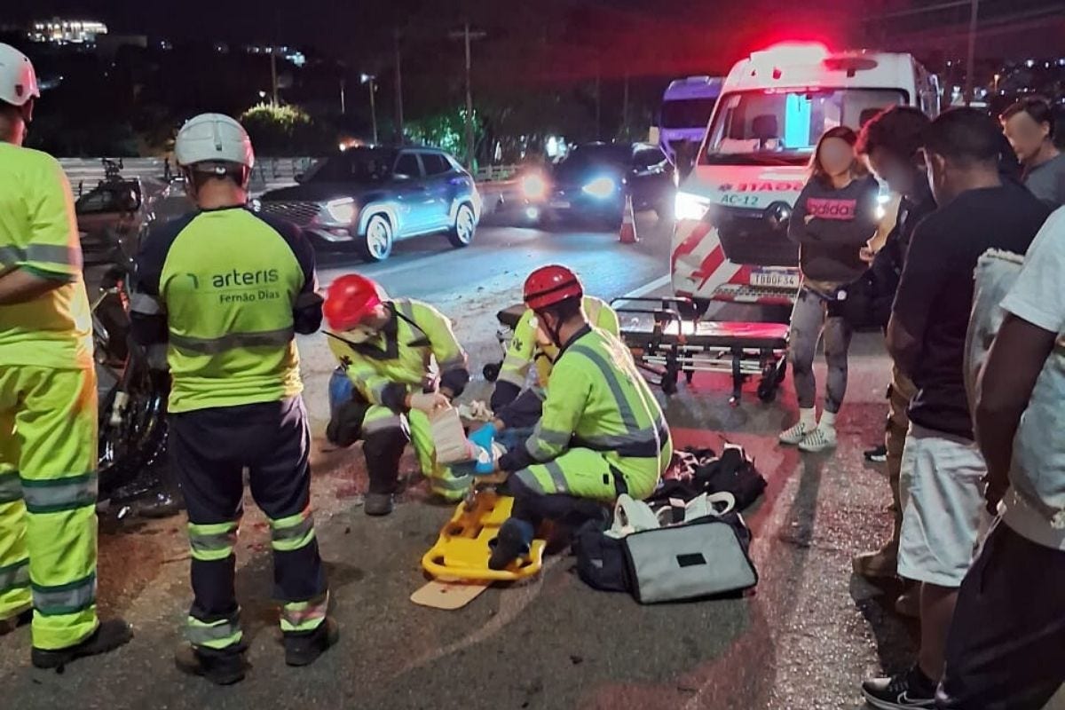 Faixa esquerda chegou a ficar interditada para atendimento à vítima, gerando 3 km de fila