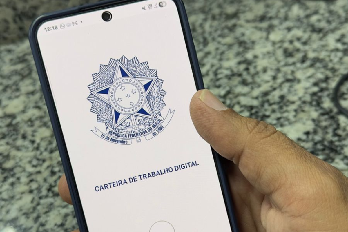 Interessados devem comparecer à rua Tito Pedrosa, 55, no Centro, às 08h da manhã, e apresentar documento de identidade com foto, currículo atualizado e carteira de trabalho (impressa ou digital)