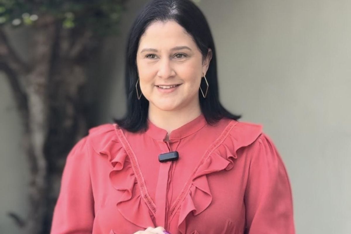 Ana Paola Menezes Gomes é especialista em TEA e TDAH 