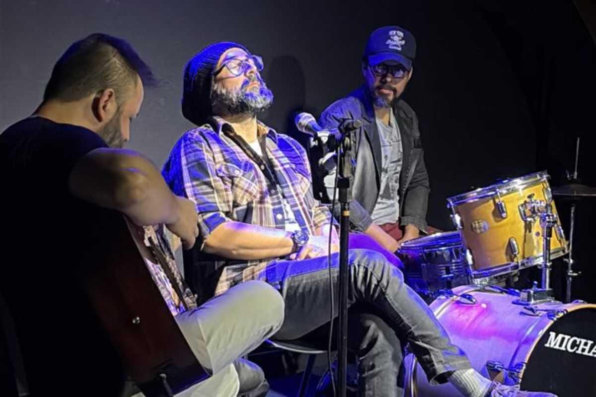 Noite Vegana vem se firmando como ponto de encontro entre produtores locais, artistas e público interessado em consumo consciente e cultura autoral