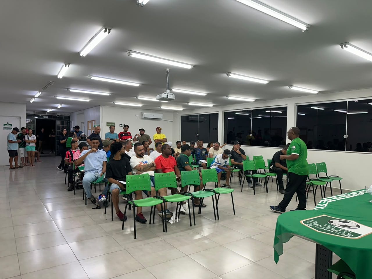 Reunião foi realizada na sede da Liga de Desportos de Betim