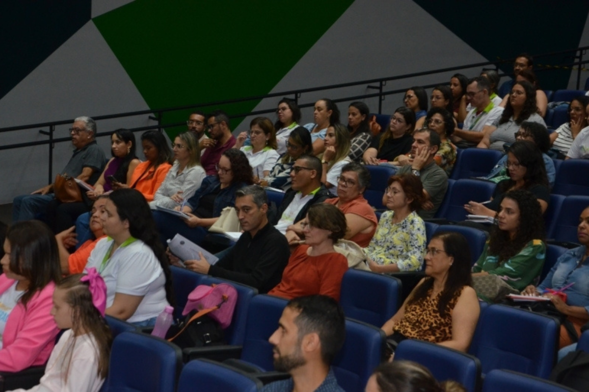 Ao longo de dois dias, os grupos se dedicarão a avaliar a política pública local e a construir propostas voltadas ao fortalecimento do Sistema Único de Assistência Social (Suas)