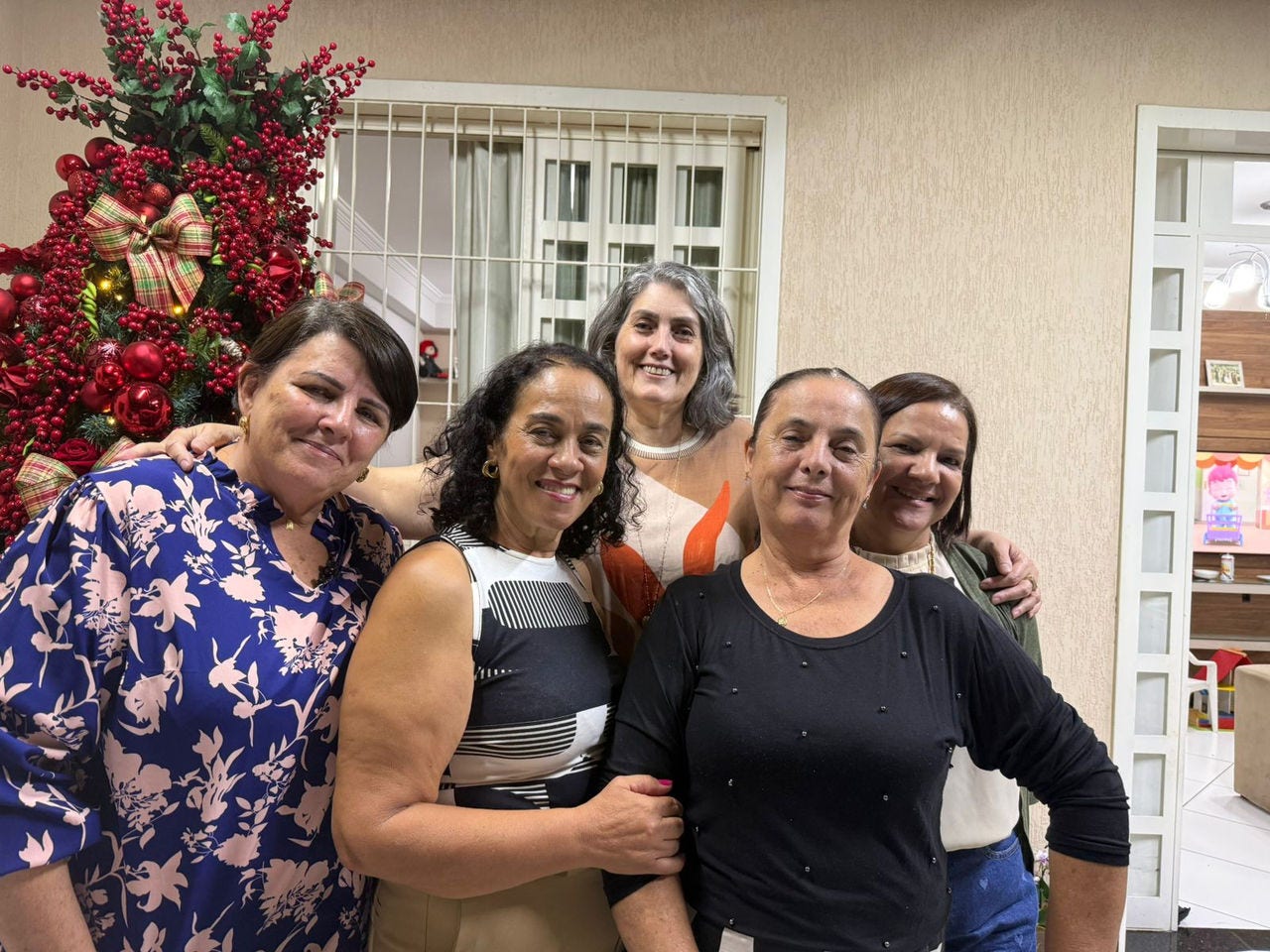 Amigas se conheceram quando lecionavam em escola no PTB