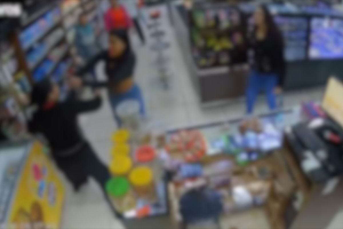Caso ocorreu em uma padaria que funciona 24 horas, no bairro Homero Gil, em Betim