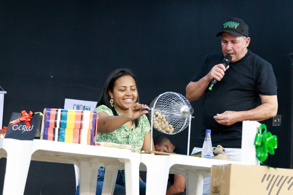 Com cartelas por R$ 35, participantes concorrem a bicicleta, air fryer, Alexa, micro-ondas e televisão