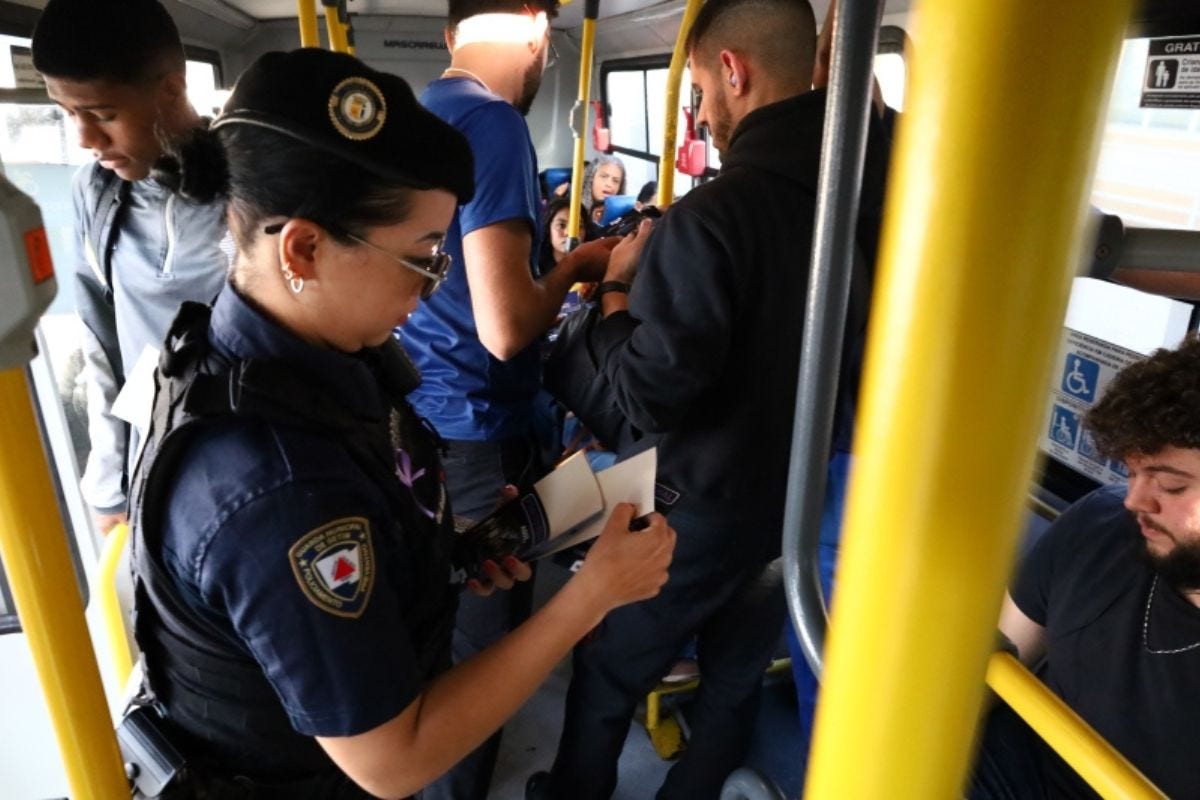 Durante a primeira blitz, equipes distribuirão panfletos nos ônibus do transporte convencional e de baixa capacidade