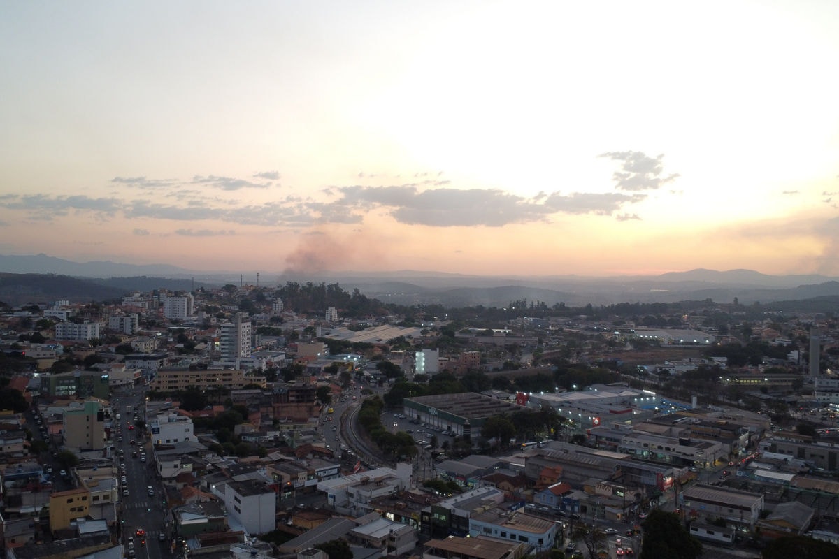 Repartições públicas de Betim terão funcionamento alterado por feriado e recesso nesta semana