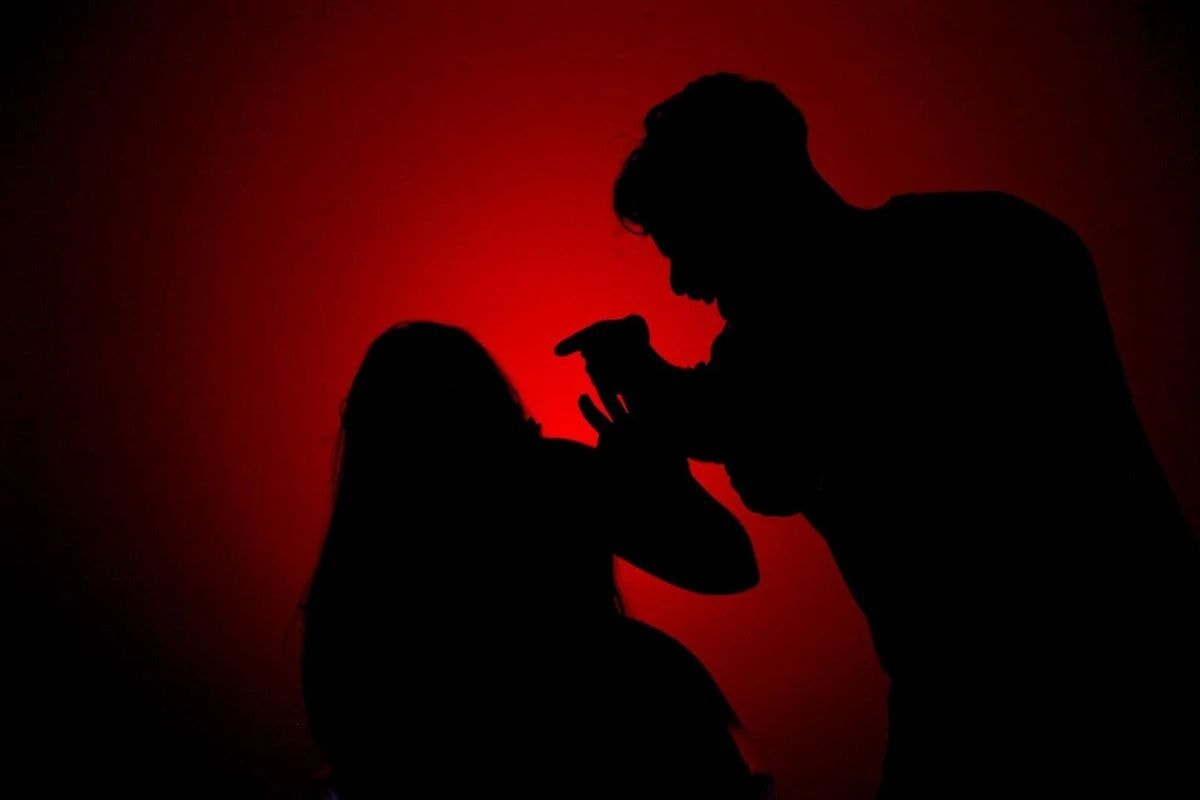 Episódios de agressões físicas e psicológicas contra a companheira seriam recorrentes