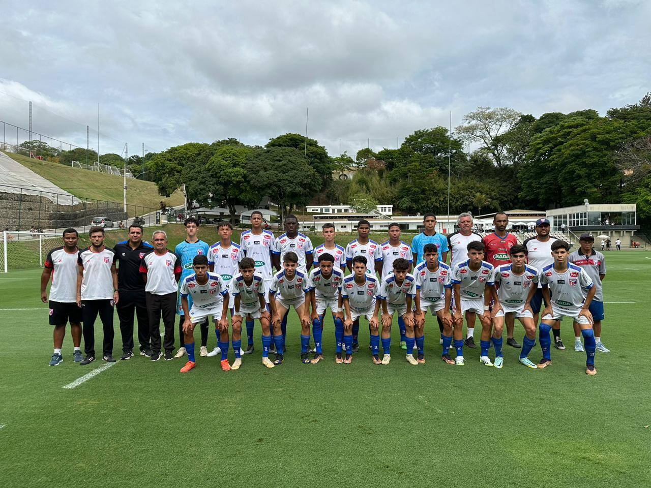 O time sub-15 do Betim Futebol foi eliminado do Campeonato Mineiro após perder para o Atlético, na cidade do Galo