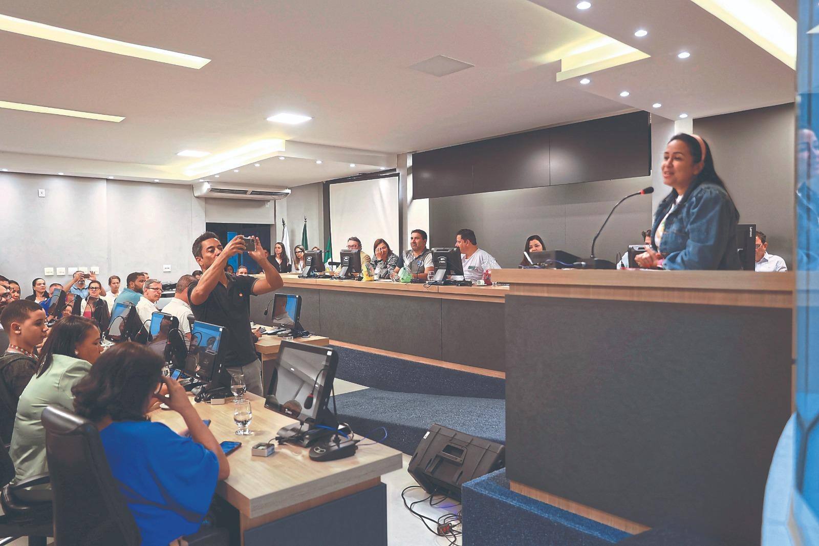 Debate fez parte da programação do mês dedicado à conscientização sobre o transtorno e reuniu representantes do Legislativo, do Executivo e, principalmente, da sociedade civil